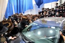 🌴בצל הקודש🌴
רבינו שליט"א ביי תפילת מעריב נאך שלו''