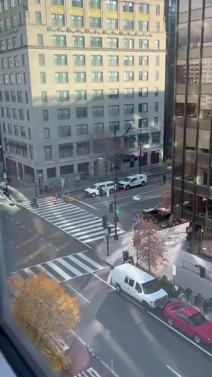 צוויי נעשאנעל גארד מעמבערס זענען אין א קריטישער צו