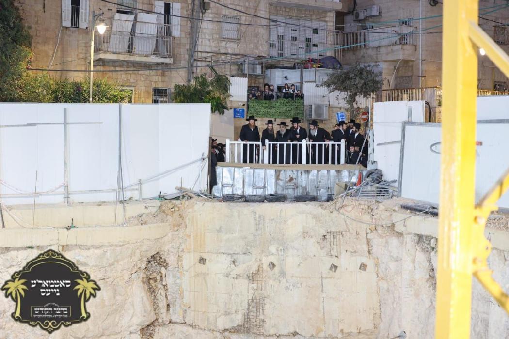 המשך ביקור המרומם פון כ''ק רבינו הגה''ק שליט''א אי