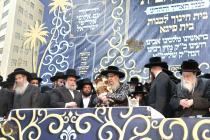 🌴בצל הקודש🌴
רבינו שליט"א ביים מעמד חנוכת הבית פונע