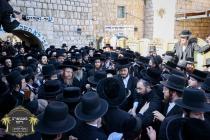 כ''ק רבינו הגה''ק שליט"א ביי אמירת כל ספר תהילים פ