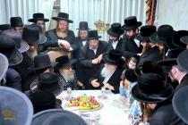 🌴בצל הקודש🌴
רבינו שליט"א אויף א באזוך ביי הגאון הג