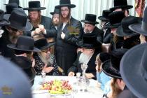 🌴בצל הקודש🌴
רבינו שליט"א אויף א באזוך ביי הגאון הג