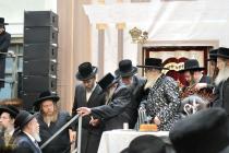 🌴בצל הקודש🌴
רבינו שליט"א ביים מסיבת לחיים בהיכל בי