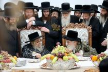 🌴בצל הקודש🌴
רבינו שליט"א אויף א באזוך ביי גיסו האד