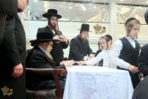 🌴בצל הקודש 🌴
רבינו שליט"א ביים פארטיילן מטבעות פאר