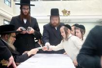 🌴בצל הקודש 🌴
רבינו שליט"א ביים פארטיילן מטבעות פאר