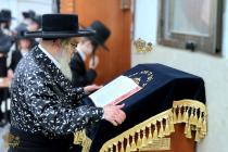 🌴בצל הקודש🌴
רבינו שליט"א ביי תפילת מנחה בהיכל ישיב