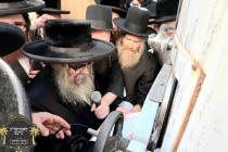 המשך ביקור המרומם פון כ''ק רבינו הגה''ק שליט''א אי