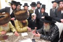 🌴בצל הקודש🌴
מסיבת לחיים נעכטן נאכט בבית האכסניא אי