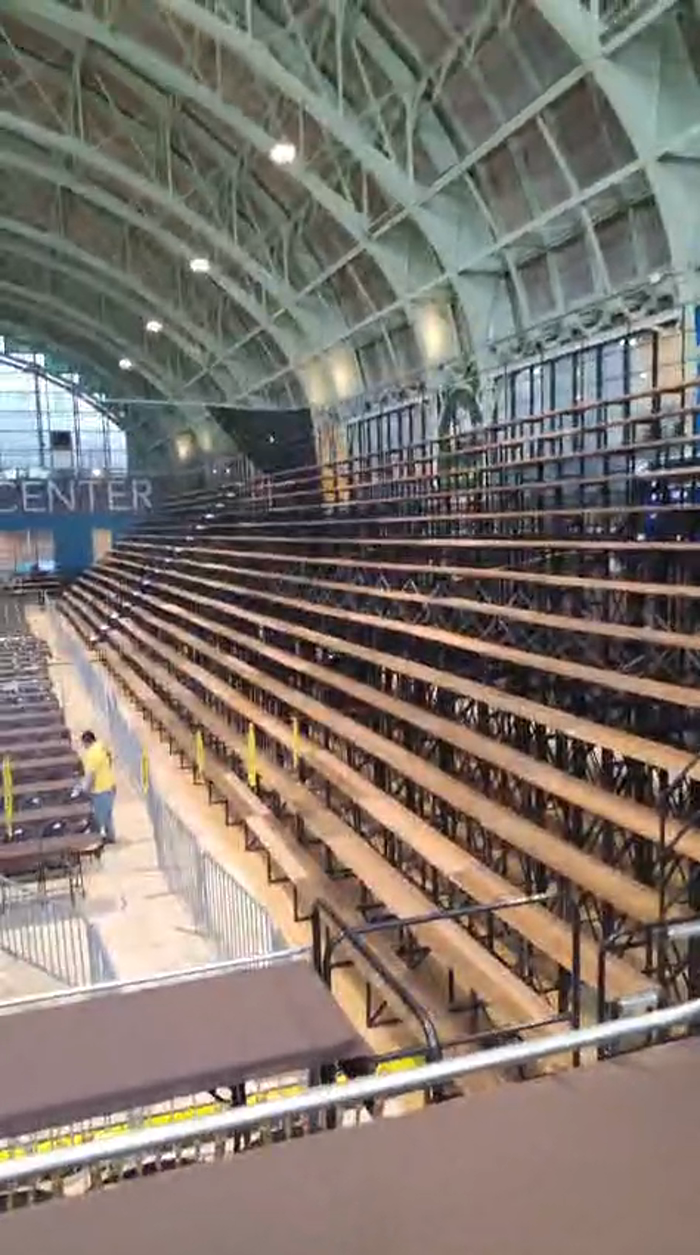 לייוו אפדעיט

יעצט פונעם קרוינהיייטס ארמארי זאל, ו