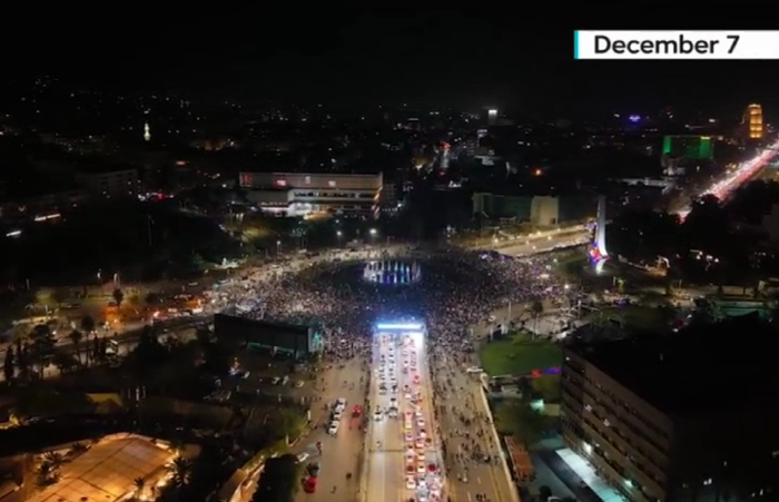 טויזענטער בירגער אין סיריע האבן זיך פארזאמלט ביי ד