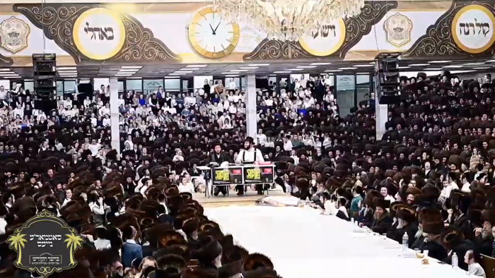 דברי בדחנות ביים שמחת שבע ברכות רבתי אין ביהמ''ד ה