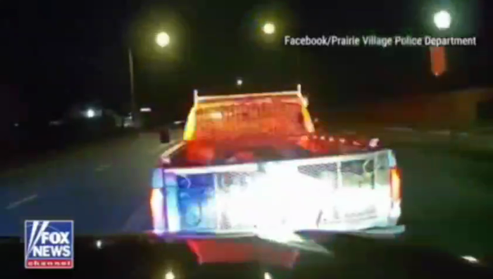 פאליציי אין פרעירי, קענזעס נוצן א גרעפּלער צו ענדיג