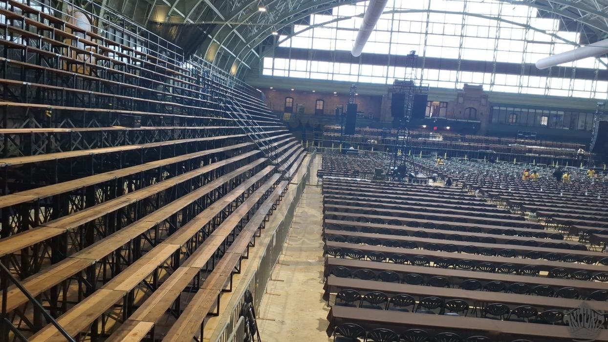 לייוו אפדעיט

יעצט פונעם קרוינהיייטס ארמארי זאל, ו