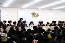 🌴בצל הקודש🌴 
רבינו שליט"א ביים שמחת השבע ברכות היי