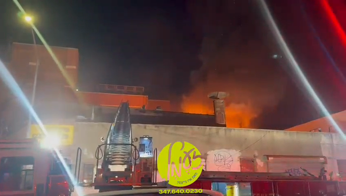 בארא פארק - א העלישע פייער האט די נאכט אויסגעבראכן