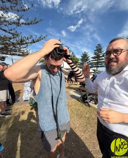 סידני - די לעצטע בילד פון הרב שלאנגער הי"ד, עטליכע