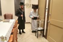 🌴בצל הקודש🌴
רבינו שליט"א ביי הדלקת נר חנוכה עש"ק ב