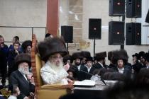 🌴בצל הקודש🌴
רבינו שליט"א בײ הדלקת נר חנוכה מוצ''ש 