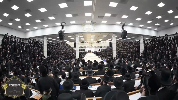 דברות קודש וניגוני התעוררות זאת חנוכה בצל הקודש פו