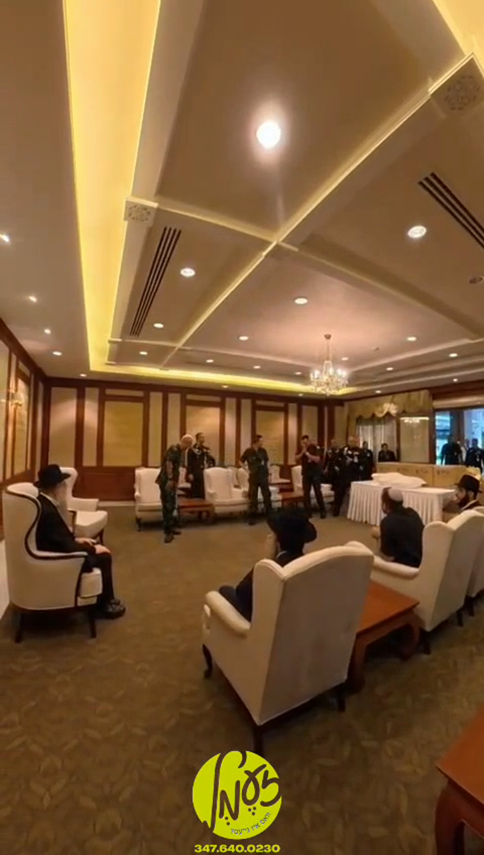 באנגקוק - א דעלעגאציע פון די אידישע געמיינדע אין ט