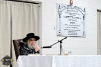 כ''ק רבינו הגה''ק שליט"א ביים שלחן הטהור לכבוד זאת