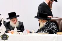 כ''ק רבינו הגה''ק שליט"א ביים שלחן הטהור לרגל די ה