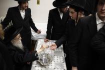 חנוכה בצל הקודש