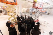 ונהר היוצא מעד״ן להשקות את הגן!

כ״ק מרן אדמו״ר של