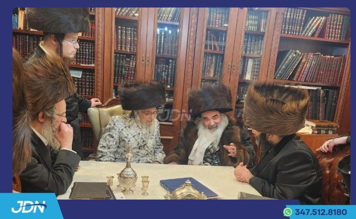 האדמו"ר מזידיטשוב באזוכט ביי האדמו"ר מקאסאן.