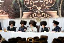 🌴בצל הקודש🌴 
רבינו שליט"א ביים שמחת השבע ברכות אין