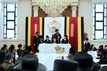 🌴בצל הקודש🌴 
רבינו שליט"א ביים מסיבת לחיים היינט נ