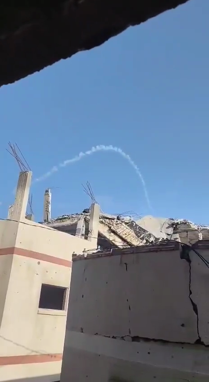 כאמאס האט געשאסן א ראקעט קיין ארץ ישראל, עס האט גע