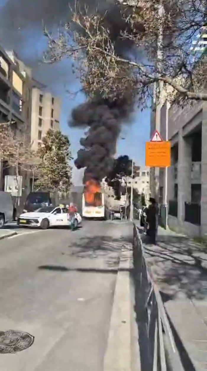 ירושלים - ניסים האט פאסירט ווען א שטאטישע באס איז 