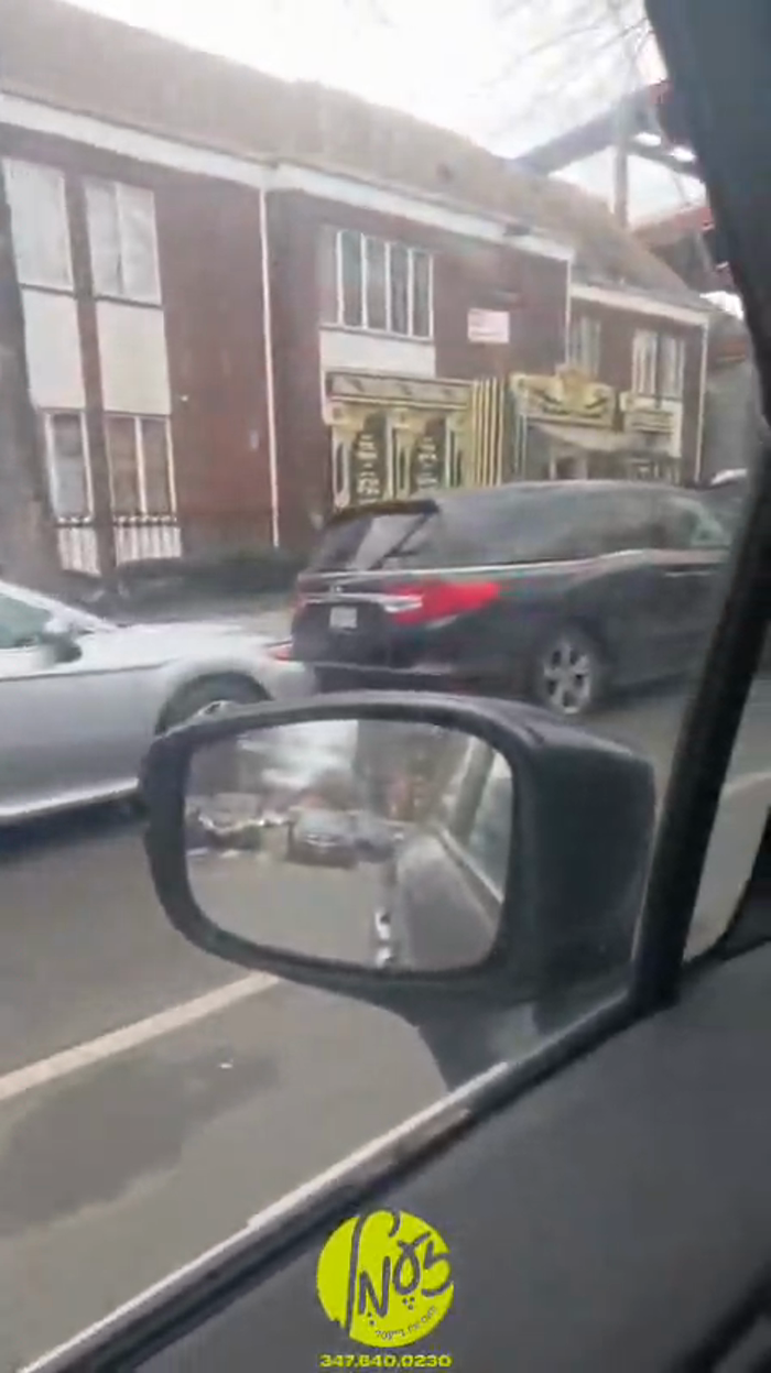 וויליאמסבורג - הונדערטער אידן ביים שטיין אין די רי