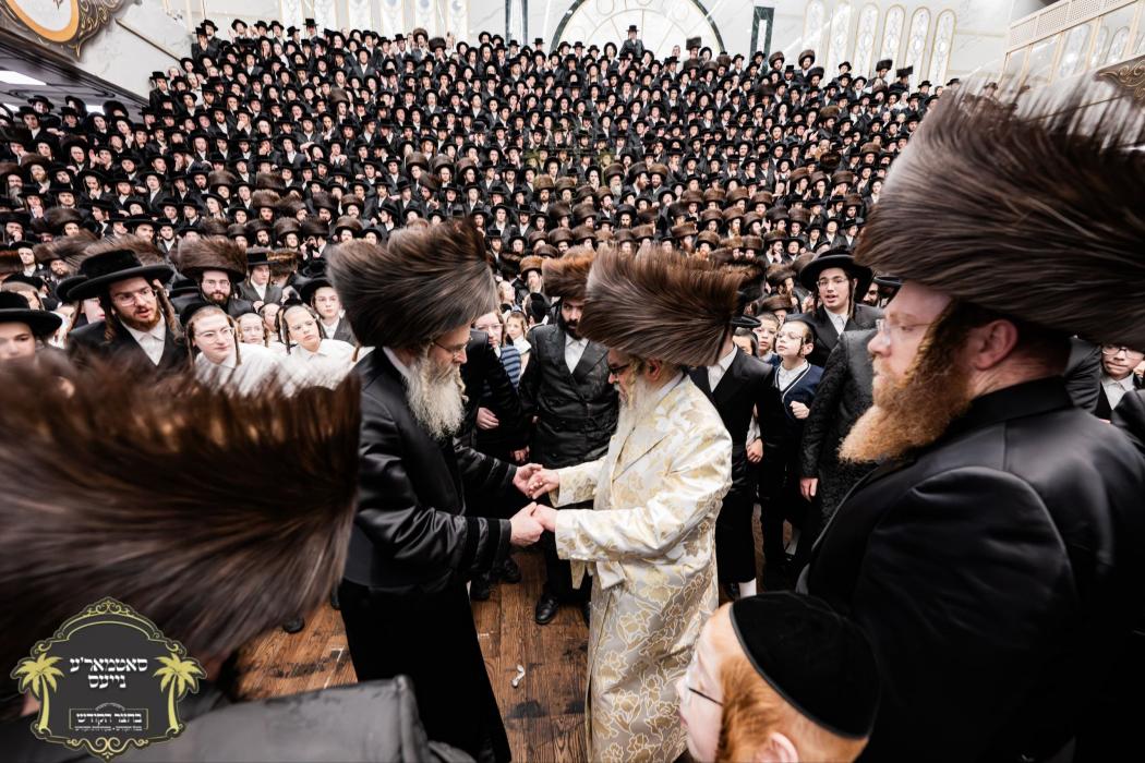 שמחת נישואי נכד כ"ק רבינו הגה"ק שליט"א, החתן הרב י