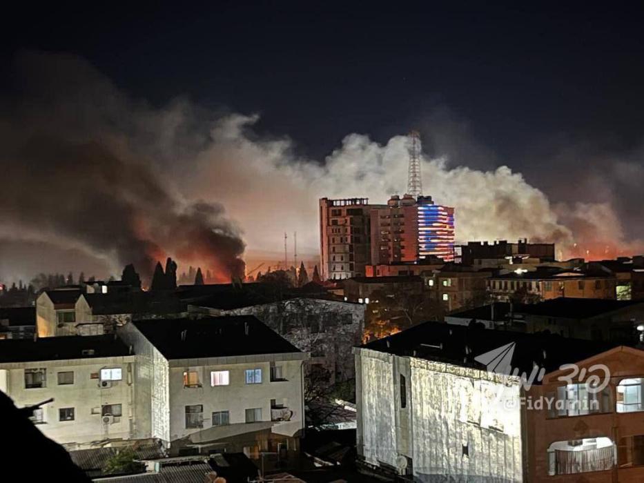 לויט באריכטן איז די געביידע פון דער פארטיידיגונגס 