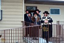 🌴בצל הקודש🌴 
רבינו שליט"א ביים פארלאזן ביתו נאוה ק