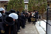 🌴בצל הקודש🌴 
רבינו שליט"א ביים פארלאזן ביתו נאוה ק