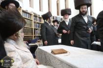 כ''ק רבינו הגה''ק שליט"א ביי של''ס מעריב והבדלה בע