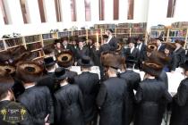 כ''ק רבינו הגה''ק שליט"א ביי של''ס מעריב והבדלה בע