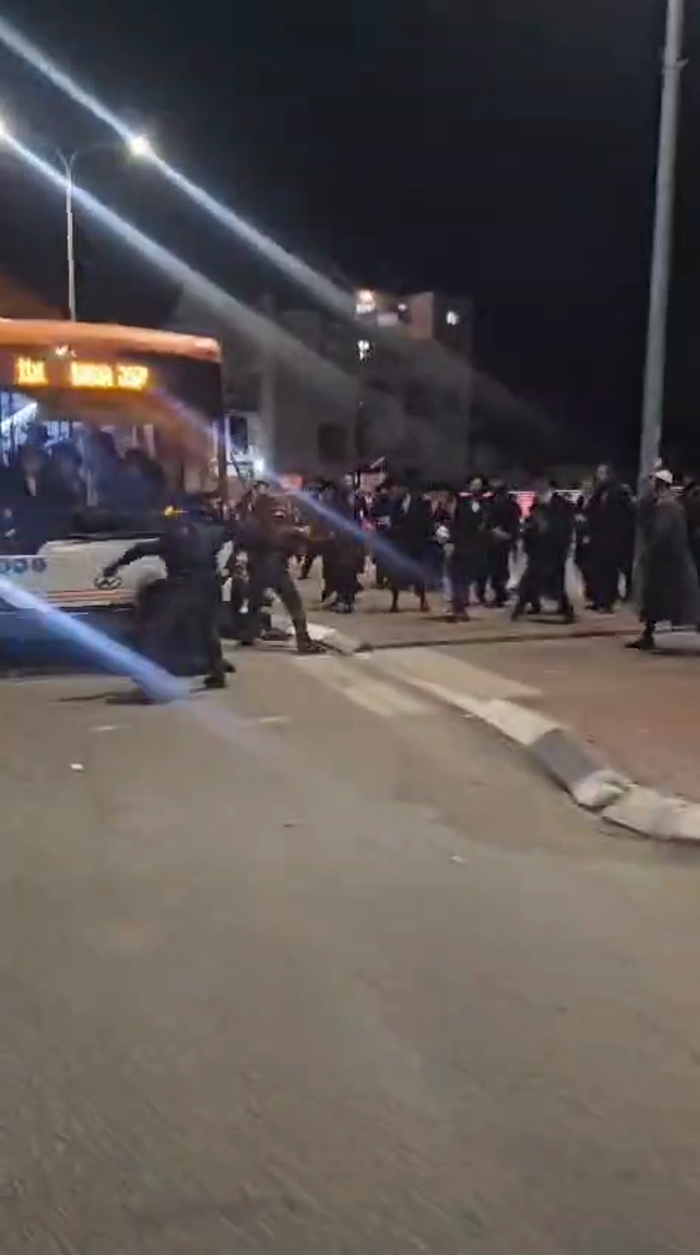 גזירת גיוס פראטעסטן אין בית שמש, וואו פאליציי אפיצ