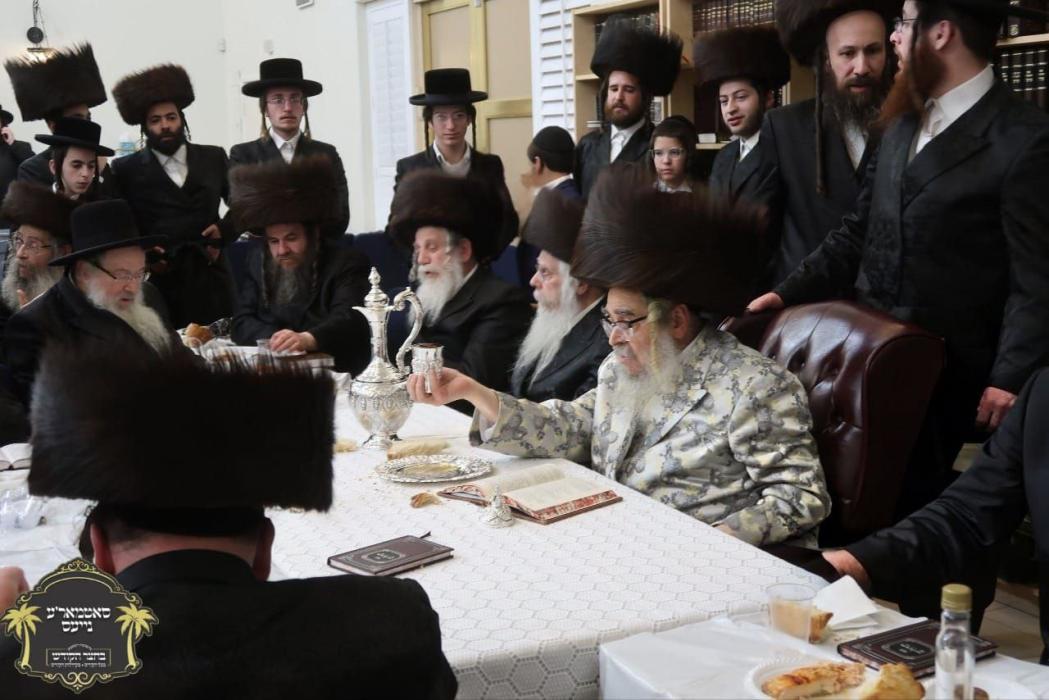 כ''ק רבינו הגה''ק שליט''א ביי די סעודת הילולא קדיש