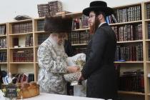 כ''ק רבינו הגה''ק שליט''א ביי די סעודת הילולא קדיש