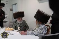 כ''ק רבינו הגה''ק שליט"א בביקור גומלין אצל כ"ק אדמ