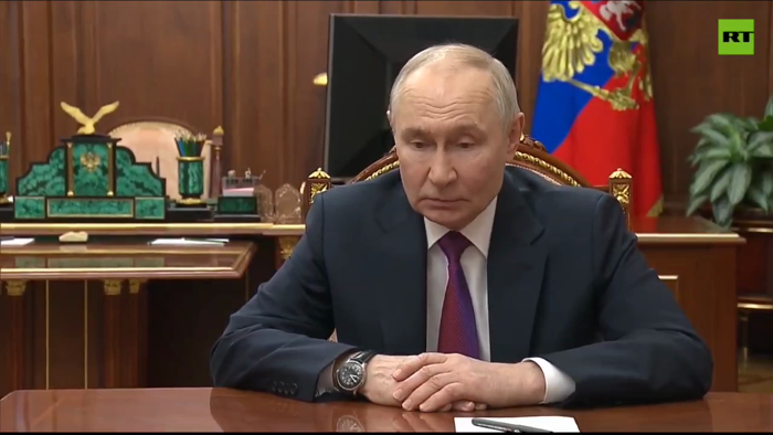 רוסישער פרעזידענט וולאדימיר פוטין נעמט אויף הרב הג