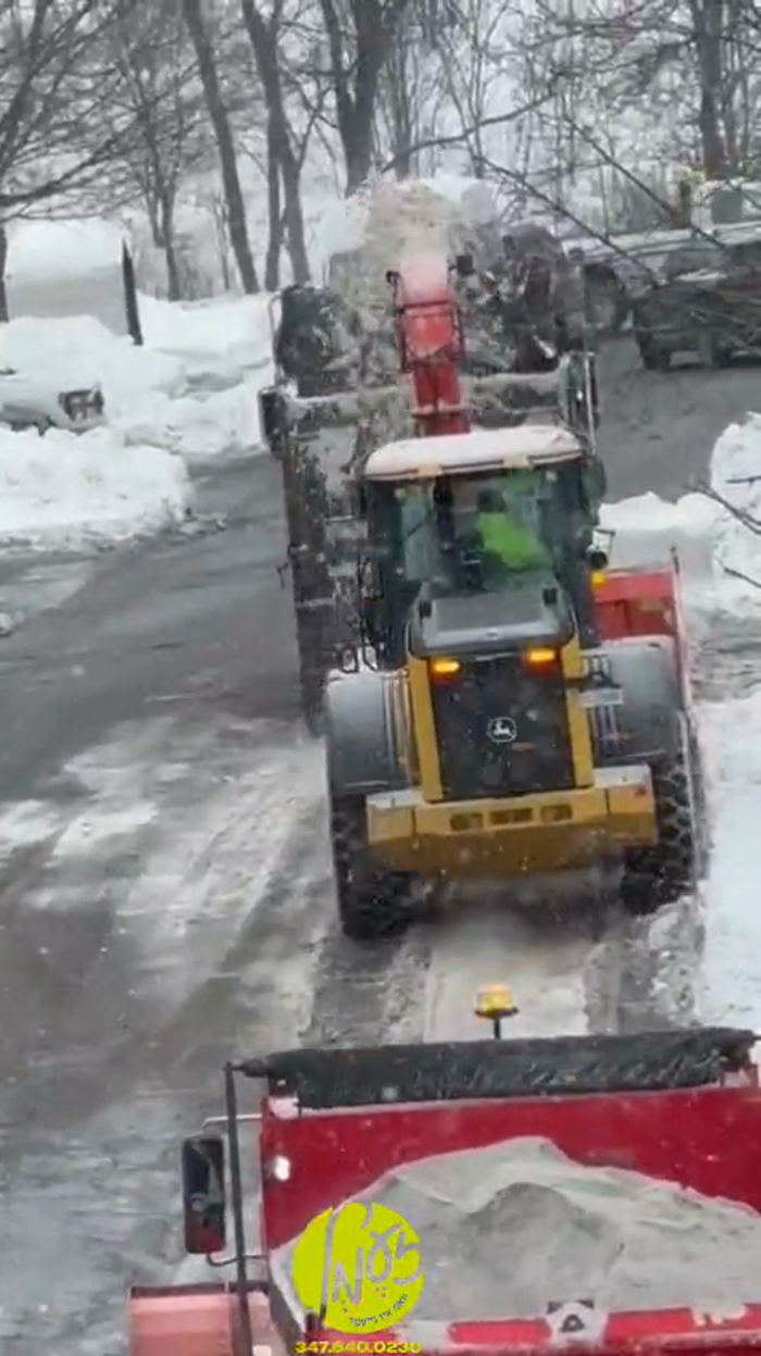 קרית יואל - סאניטאציע ארבעטער באנוצן זיך מיט ספעצי