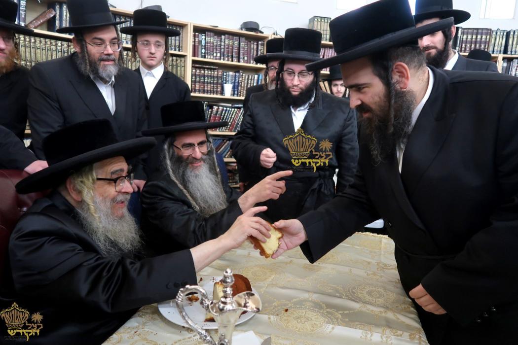 🌴בצל הקודש🌴
רבני עיר קאסא גראנדא אריזאנע ביים שלום