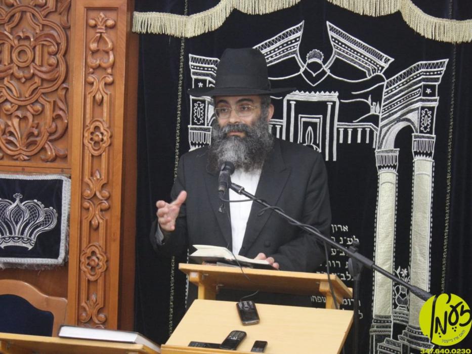 לעיקוואוד - שטייענדיג צוויי יאר נאך די פטירה פון ה